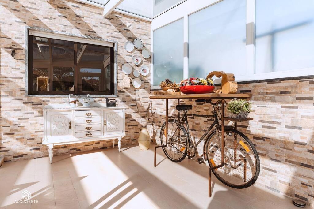 Casa Do Patio - 3 Bedrooms, Ponte Rol Torres Vedras Esterno foto