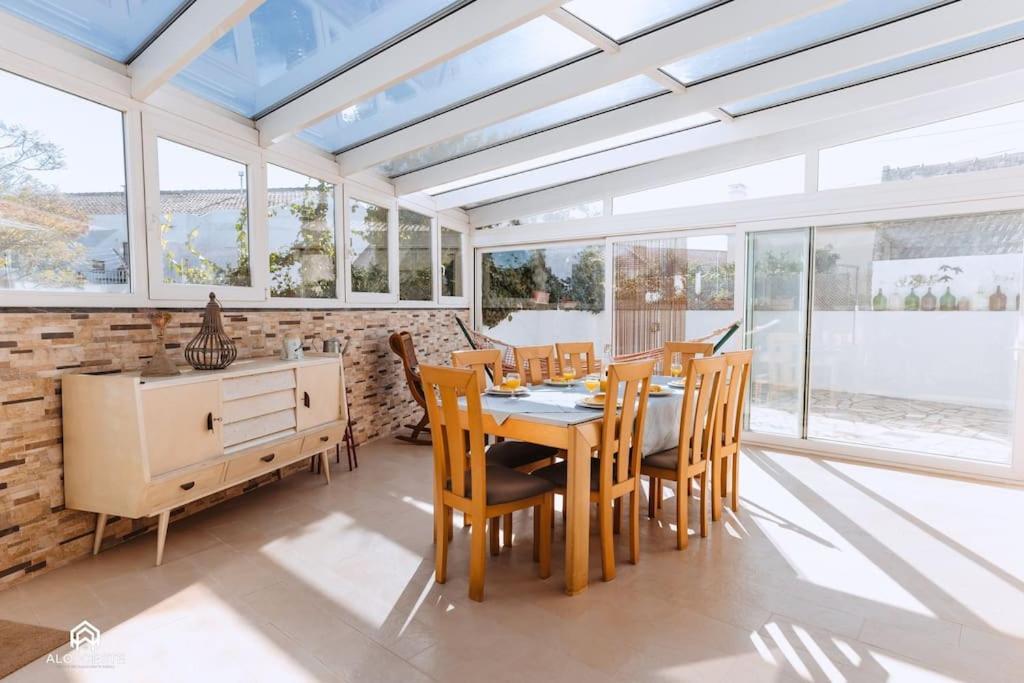 Casa Do Patio - 3 Bedrooms, Ponte Rol Torres Vedras Esterno foto